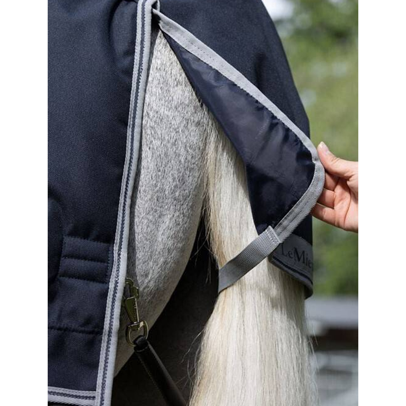 LeMieux Arika Storm-Tek 350g Detachable Neck Turnout Rug - Navy-6